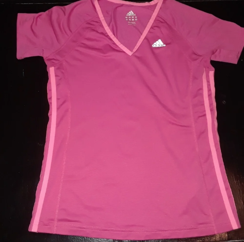 💕HP💕Adidas Pink‎ Fitness T-Shirt